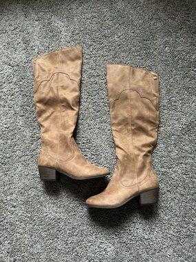 Fergalicious Tan Knee-High Western/cowboy Block Heel Boots